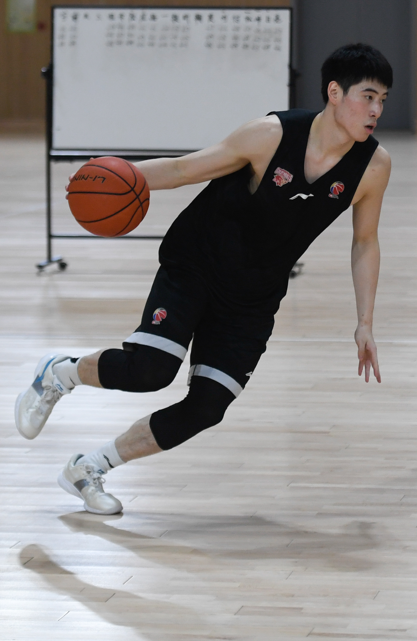 浙江队训练开放日;赛后临场应变引欢呼;欧超杯在即;赛季目标并未改变的简单介绍 浙江队训练开放日;赛后临场应变引欢呼;欧超杯在即;赛季目标并未改变的简单介绍