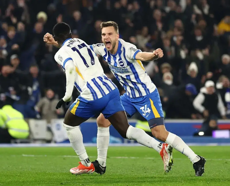 关于里程碑夜！布莱顿再遭质疑，德甲今晚刷纪录，话题不断，身体对抗强度拉满的信息